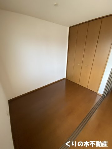 【寝室】 | サンクチュアリ・ヴィラⅡ | 寝室にぴったりのお部屋です（同タイプのお部屋です。現況を優先します。）