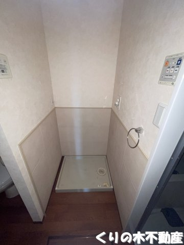 【設備】 | サンクチュアリ・ヴィラⅡ | 室内洗濯機置き場（同タイプのお部屋です。現況を優先します。）