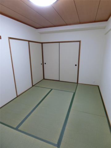 オリエントマンションの和室