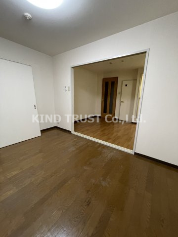 ハイツ丸松の居間・リビング