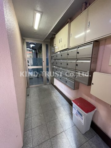 ハイツ丸松のロビー