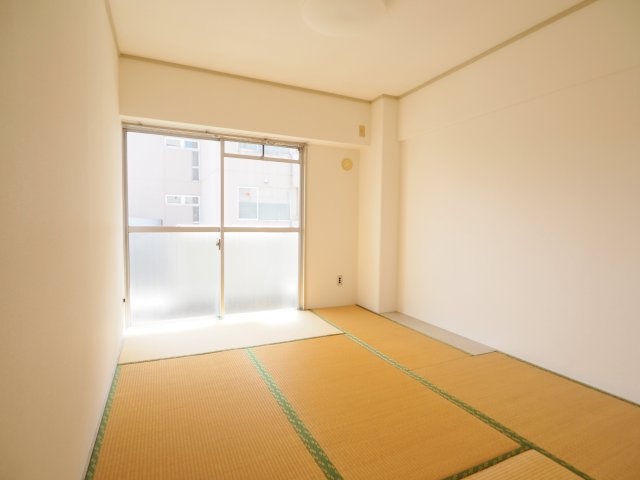 大同コーポの和室