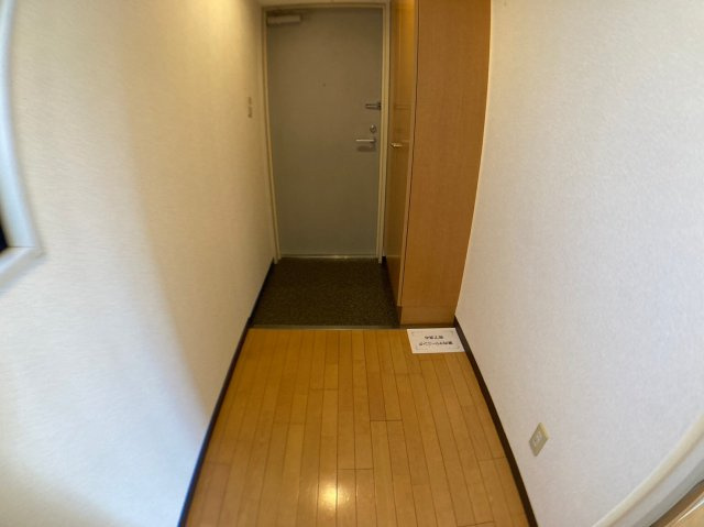 フラット大須の玄関|フラット大須