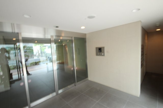 【エントランス】