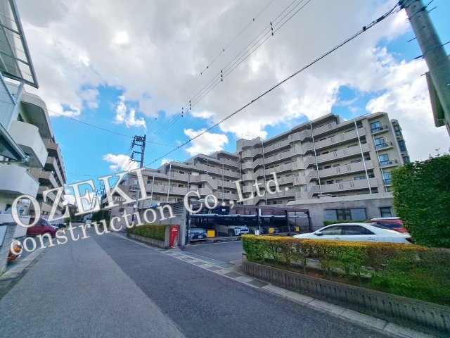 プランヴェール越谷の外観