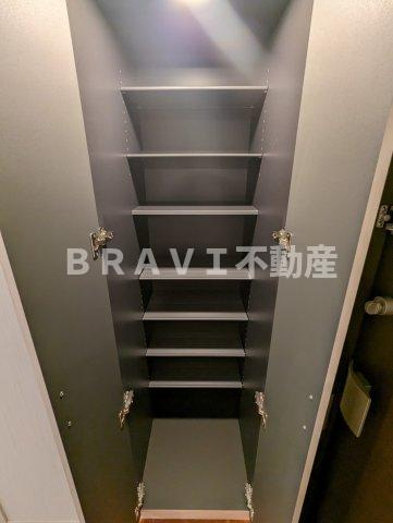 Vinoプレジオ本町の玄関
