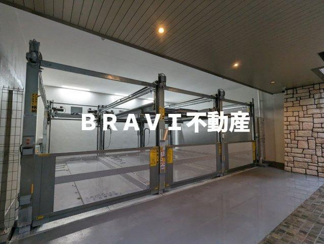 Vinoプレジオ本町の駐車場