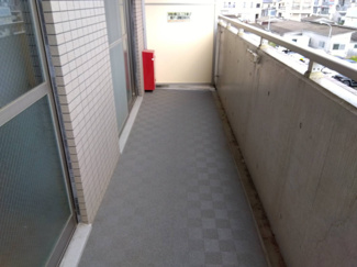 【バルコニー】 | GOOD WILL | 各ベランダに消火器設置済み。蛇口水栓もありますので、ガーデニングも出来ますね。