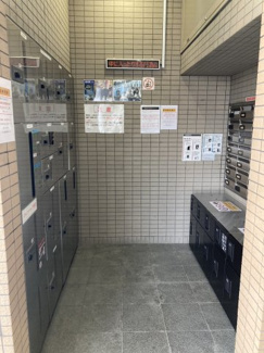 【ロビー】 | GOOD WILL | 宅配ボックス完備。さらに宅配BOX増設しました。