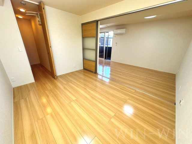 オアシス西小鷹野の寝室