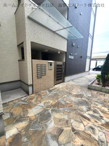 グレンツェント泉大津のエントランス