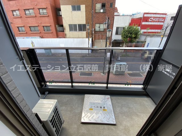 スプレスター立石ステーションフロントのバルコニー