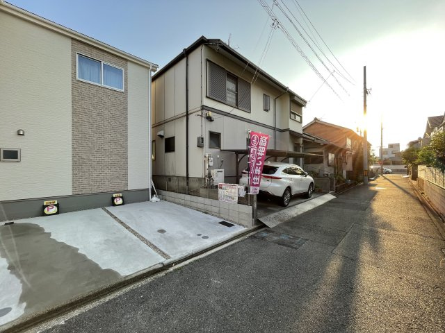 熱田区千年5期 全1棟　＜仲介手数料無料＞千年小・宮中　新築一戸建ての前面道路含む現地写真|撮影
社長の村田です！
自らプレイヤーとして営業しています
長年の経験と実績から皆様により良いマイホーム購入のご提案をいたします。
住宅ローンの不安や購入後の不安等何でもご相談ください。