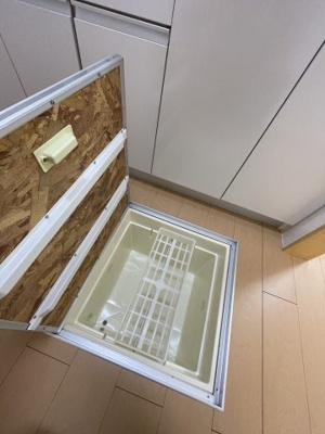 【その他】 | マリンフォード | キッチンには床下収納があります