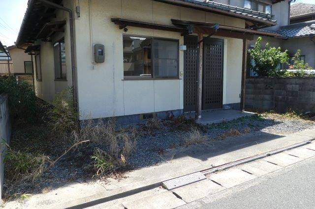 大島菊池邸の駐車場|軽四・小型枠