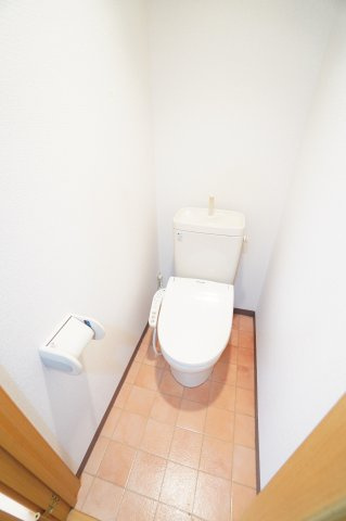 【トイレ】 | パレス・アーバンクエスト | ※同物件・同タイプの写真です。
