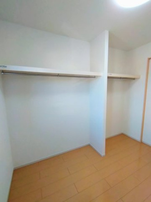 【独立洗面台】 | シャン・ロジュマン | ※同物件、別のお部屋の写真です。