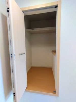 【洋室】 | シャン・ロジュマン | ※同物件、別のお部屋の写真です。