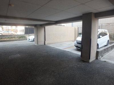 【駐車場】 | 友伸ハウス