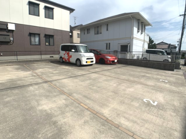 エスペランサⅠの駐車場