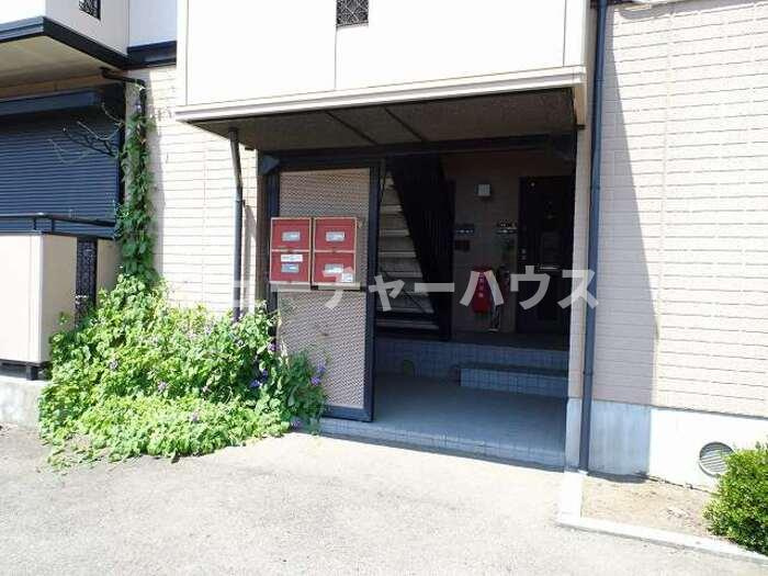サンハイム富士山　Ａのエントランス