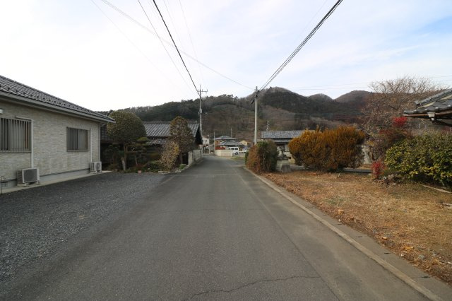 足利市松田町の売地の前面道路含む現地写真
