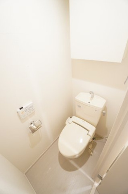 【トイレ】 | リブリ・ルームス弁天3-Ⅳ | ※同物件・反転タイプの写真です。