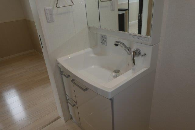 ピゴラーレⅡの独立洗面台|シャンプードレッサー