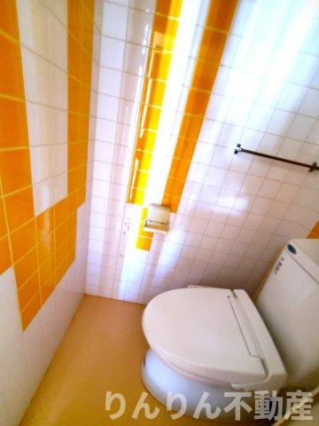 【トイレ】 | 平野マンション | 落ち着いた色調のトイレです