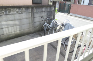 【駐車場】 | 敷地内に駐輪場があります(^^)/
