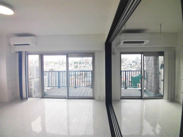 【居間・リビング】 | ヴィラロイヤル文京西片 | 【ヴィラロイヤル文京西片】