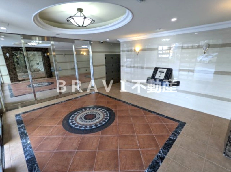 Luxe森之宮 BRAVI不動産のロビー|【Luxe森之宮】広いロビーです