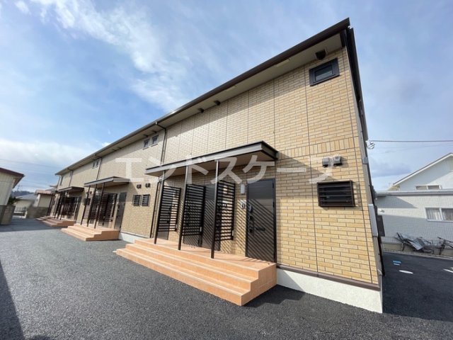グラシアのエントランス|高崎、前橋のお部屋探しはエンドスケープまで！お客様の理想お聞かせ下さい♪