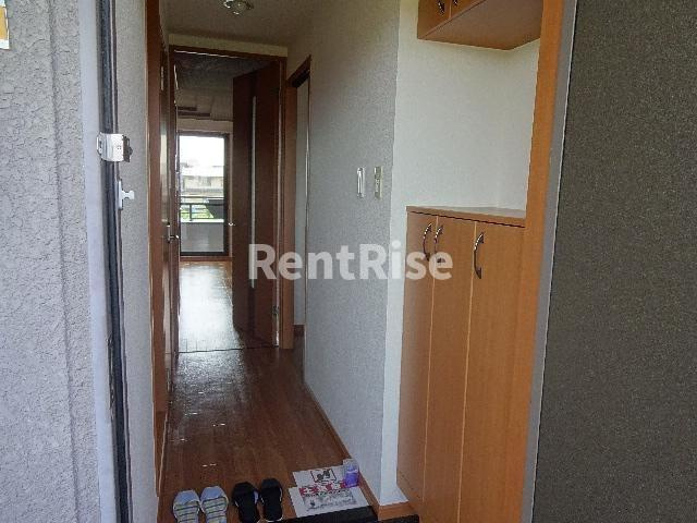 コンフォール前田Ⅲの玄関|玄関(イメージ)