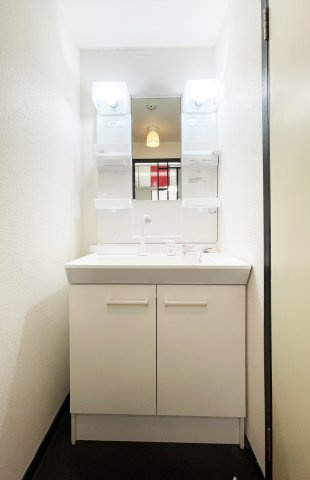 ガーデンヒルズ城南Ⅵの洗面所