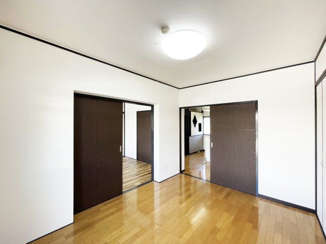 ガーデンヒルズ城南Ⅵの居間・リビング