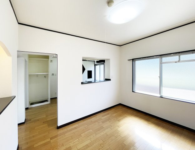 ガーデンヒルズ城南Ⅵの居間・リビング