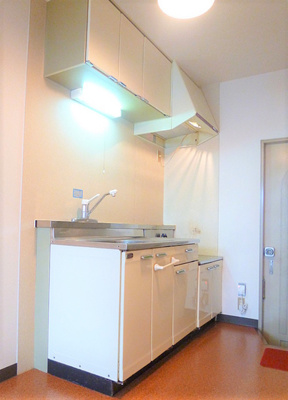 【キッチン】 | ウッディーハイツ | キッチンでお料理をお楽しみください