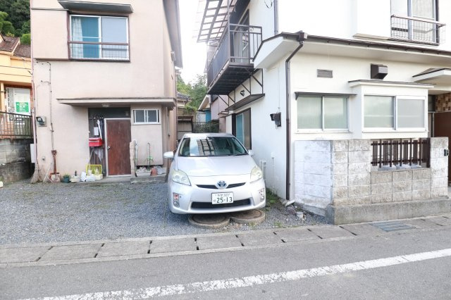 青梅駒木町戸建ての駐車場
