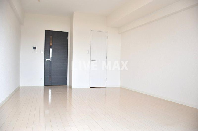 【居間・リビング】エスリード西小路御池