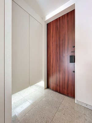 【玄関】 | KACHIDOKI THE RIVER FRONT | 月額管理料無料！賃貸管理はアブレイズパートナーズにお任せを！