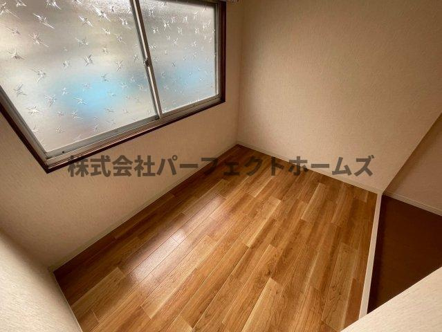 本町テラス　賃貸の洋室