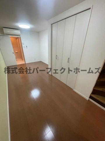 本町テラス　賃貸の内装|明るい室内です