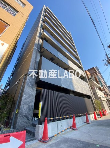 レジュールアッシュアーバンフローの外観