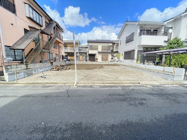 三郷市早稲田8丁目　新築戸建　全1棟の外観|現地の写真になります。