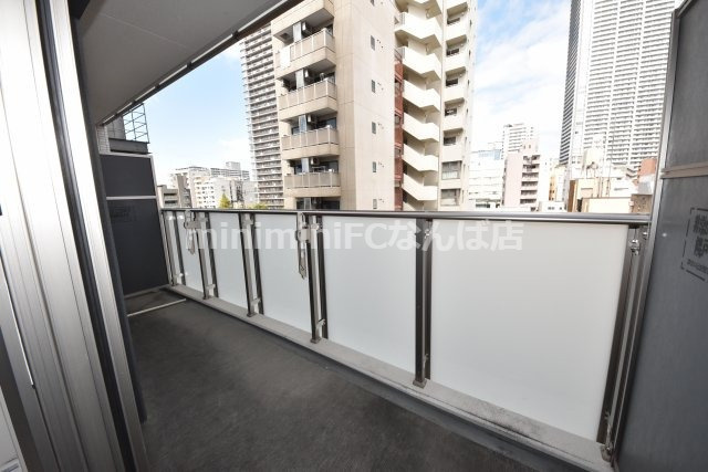 ル・マージュ新町のバルコニー