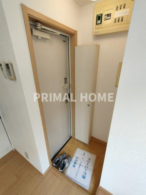 【玄関】 | リーヴェルポート横浜子安Ⅱ | 落ち着いた玄関です