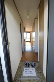 【玄関】 | サンパレスＢ