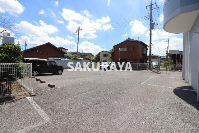 ラフェスタ足利大町の駐車場