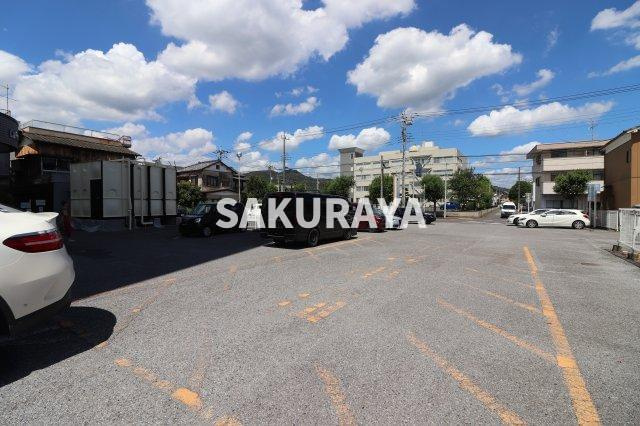 ラフェスタ足利大町の駐車場